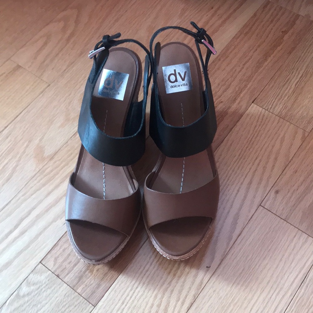 Dolce vita wedges! Never worn!